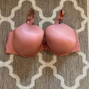 Torrid bra, perfect T-shirt, front close , bra, size 46DDD ￼